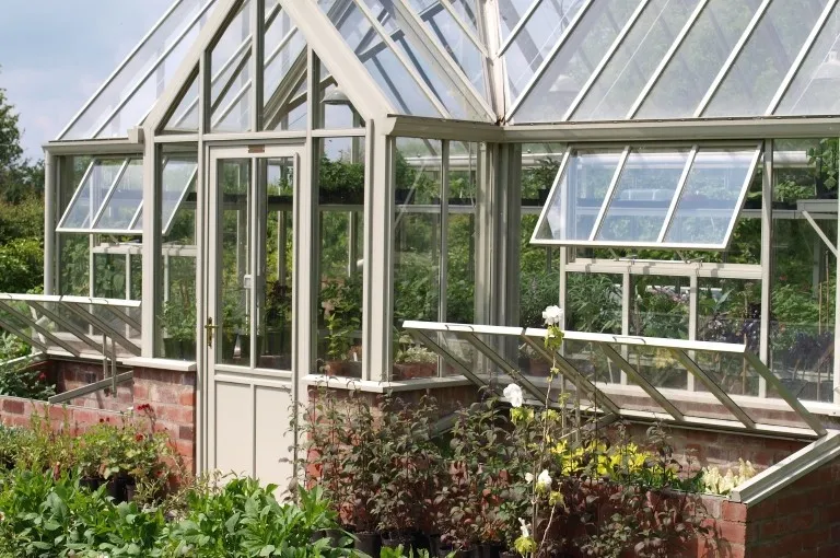 osteklenie-zimnego-sada